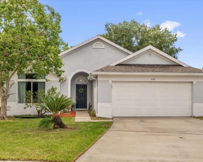 3 Bedroom 2BA 1439 ft Single Family House For Sale in Orlando, FL
