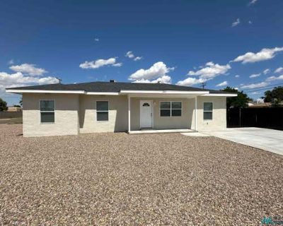 4 Bedroom 2BA 1268 ft Single Family Home For Sale in CLOVIS, NM