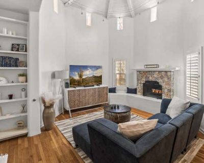 2 Bedroom 1BA 1091 ft Townhouse For Sale in PHOENIX, AZ