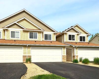 Townhouse for Rent in Northfield