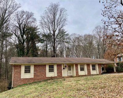 4 Bedroom 3BA Single Family Home For Sale in Wilkesboro, NC