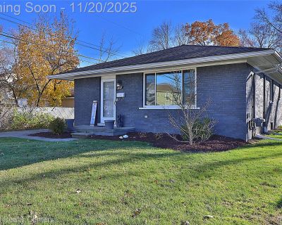 3 Bedroom 1BA 1095 ft Single Family House For Sale in Berkley, MI