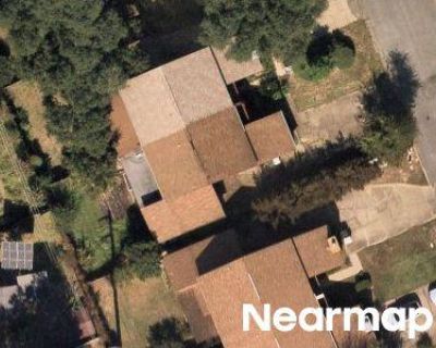 2.5 Bath Preforeclosure Property in Pensacola, FL 32504 - Meredith Dr