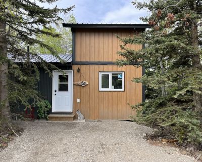 2 beds cabin vacation rental in Mountain View, AB