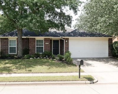 3 Bedroom 2BA 2396 ft Single Family Home For Sale in CORINTH, TX