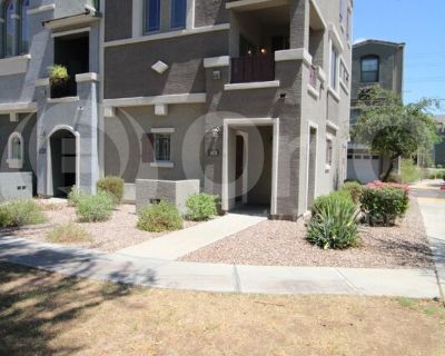 2 Bedroom 2.5BA 1100 ft Condo For Rent in Tempe, AZ