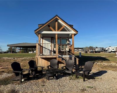 2 Bedroom 1BA 400 ft Single Family House For Sale in Mount Pleasant, TX