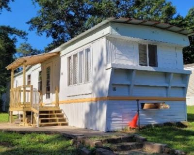 2 Bedroom 1BA House For Rent in Warner Robins, GA