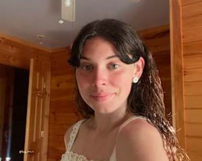 Interested in teaming-up. Budget: $850 per month. Ready to move: now. Seeking a 12 months stay. Looking for myself. Hi! I m looking for a long-term place to settle into (at least a year or so). I d make a good roommate because I m considerate, respectful, and always on time with rent. I will be gone during the summer months as I love being a camp counselor! I m a mix of social and independent, ...