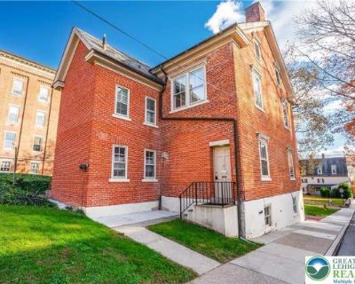 2 Bedroom 1BA 1600 ft Apartment For Rent in Bethlehem, PA