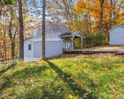 1 Bedroom 1BA 888 ft Single Family Home For Sale in BARTELSO, IL