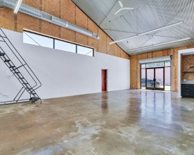 Commercial Property For Rent in Los Angeles, CA