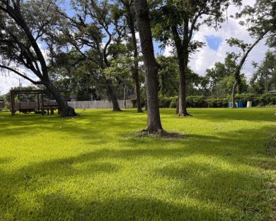 Lots and Land For Sale in West Columbia, TX