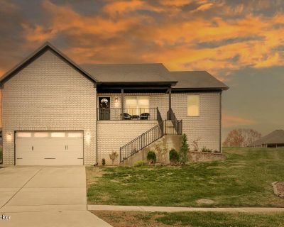 3 Bedroom 2BA 1500 ft Single Family House For Sale in Taylorsville, KY