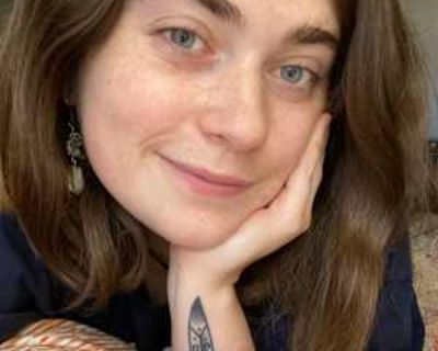 Budget: $800 per month. Ready to move: now. Seeking a 12 months stay. Looking for myself. I m looking for an affordable room to rent! I work full time at a solar company in Woodland. I graduated from UC Davis a year ago. I d love to live with people who are friendly, good at communicating, and keep things tidy!