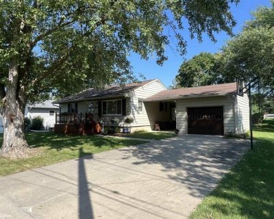 3 Bedroom 1BA 1252 ft² Residential For Sale in Fairfield, IA