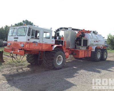Foremost Delta 6x6 COE Off Road T/A Vacuum Tanker Truck