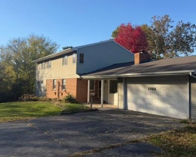 5 Bedroom 3BA 4614 ft Single Family Home For Sale in FREEPORT, IL