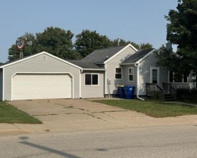 3 Bedroom 1BA 1064 ft Single Family House For Sale in Viola, WI