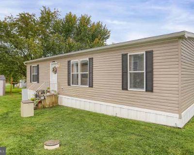 3 Bedroom 2BA 1232 ft Manufactured Home For Sale in MILLERSBURG, PA