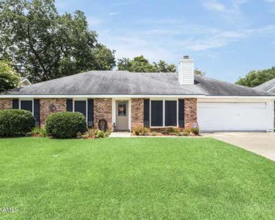 3 Bedroom 2BA 1511 ft Single Family Home For Sale in LAFAYETTE, LA