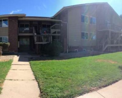 2 Bedroom 1BA 792 ft Pet-Friendly Apartment For Rent in Boulder, CO