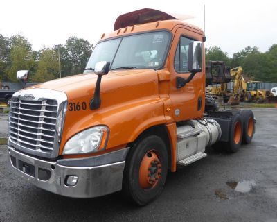 Used 2016 FREIGHTLINER CASCADIA 125 Day Cab Trucks in Sparrowbush, NY