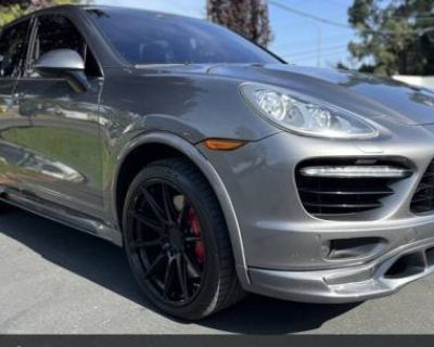 2014 Porsche Cayenne Turbo S