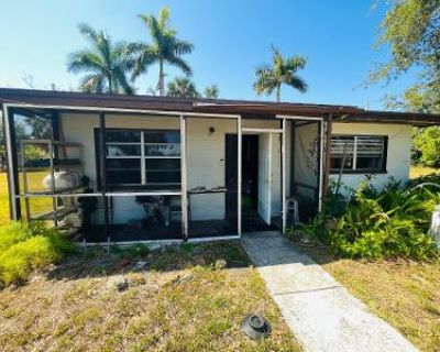 2 Bed 1 Bath Foreclosure Property in Punta Gorda, FL 33950 - Hargreaves Ave # 25