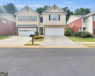 3 Bedroom 3BA 1940 ft Townhouse For Sale in LAWRENCEVILLE, GA