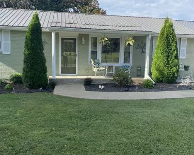 2 Bedroom 2BA 1244 ft Single Family Residence For Sale in Bon Aqua, TN