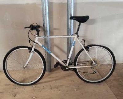 Bikes & hatchback bike rack