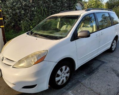 Used 2008 Toyota Sienna CE