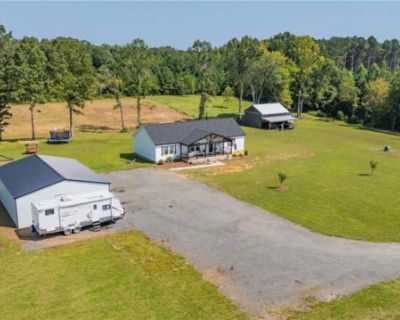 3 Bedroom 2BA 1609 ft Manufactured Home For Sale in SALISBURY, NC