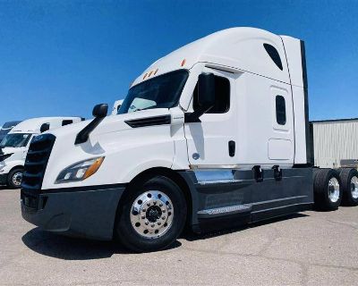 2021 Freightliner CASCADIA 126