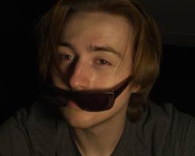 Nick, 19 years, Male. Looking in: Belleville, St. Clair County, IL