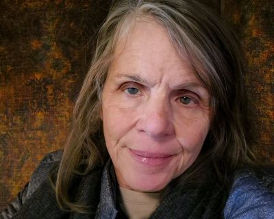 $800 /month. Age: 67 * Smoker?: No * Any pets?: No * Occupation: Other * Interests: reading, cooking, films, travelling, hiking, yoga, writing, dancing, running, beach, netflix, animals * Gender: Female. Smoking room acceptable. Pets are fine. Females preferred. Age preference: 18 - 99. Looking in: Gresham , Portland. A great place. A wonderful acquaintance. Once decided on, I hope we can be gr...