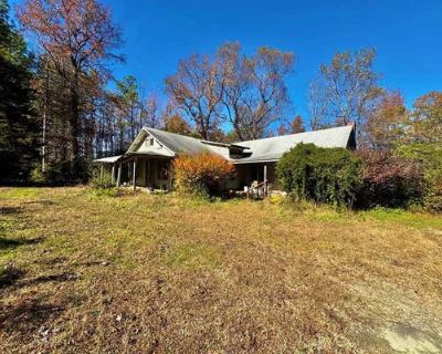 3 Bedroom 1BA 1244 ft Single Family Home For Sale in CREWE, VA