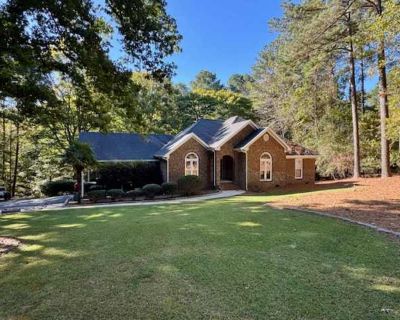 Woodberry, Clayton. image_url. W/D hookup Patio / balcony Granite counters Dishwasher Pet friendly Garage Unit Amenities air conditioning bathtub dishwasher fireplace furnished granite counters patio / balcony range refrigerator w/d hookup Property Amenities carport parking garage cats allowed dogs allowed. Pets allowed. 3 Bedroom. 3 Bathroom. 3224 ft . Furnished