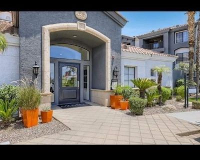 Justyna Kaznowska (Has an Apartment) on iROOMit. Room in the 2 Bedroom...