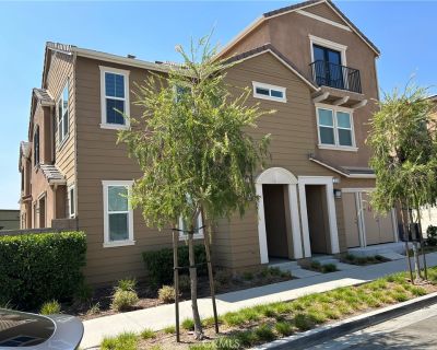 3 Bedroom 2BA 1922 ft Apartment For Rent in Upland, CA