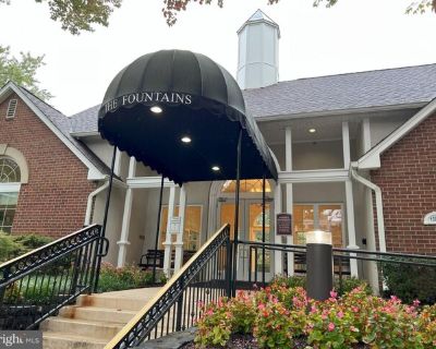 1504 Lincoln Way Unit 121. Spacious 2 bedroom unit, new paint, hardwood floor, huge walk-in closet. Gated building, 1 assigned garage parking plus 1 non-reserved parking, pool, exercise facility, party room, garden style. In heart of Tyson's Corner. Easy access to I-267, beltway and I-66. Close to metro. Walk to shopping and restaurants. Great schools.. 2 Bedroom. 2 Bathroom. 952 ft