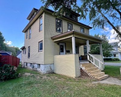 Maple Ave, Elmira, Home For Sale