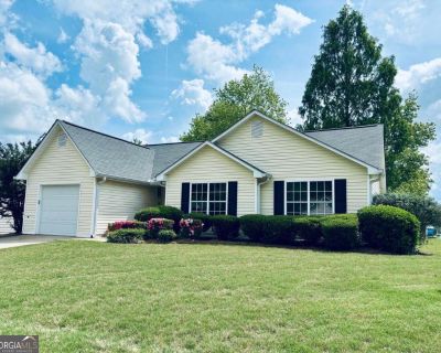 3 Bedroom 2BA 1340 ft Single Family House For Sale in Stockbridge, GA
