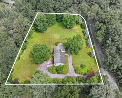 2245 ft Lots and Land For Sale in New Canaan, CT
