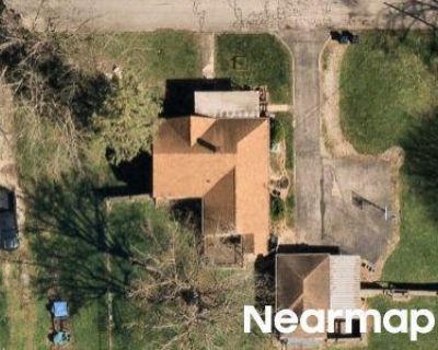 2 Bed 1.0 Bath Bankruptcy Property in Middletown, IN 47356 - Columbia Ave