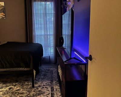 Total rooms: 3. Deposit: $200.00 * Utilities included?: Yes * Fees apply?: No. No preference. Non-smoking. Not for couples. Age preference: 50. Furnishings: Furnished * Parking: Yes * Yard/patio: Yes * Disabled access: * Living room: shared * Broadband included: Yes. Availability Available Dec 15 2025 Minimum term 6 months Maximum term None. Quiet Christian household looking for responsible (50...