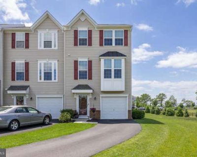 3 Bedroom 3BA Townhouse For Sale in CINNAMINSON, NJ