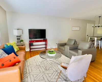 Deposit: $219.00 * Utilities included?: Yes * Fees apply?: Yes. References are not required. Non-smoking. Furnishings: Furnished * Disabled access: * Living room: shared. Availability Available Now Minimum term 1 month Maximum term None. Private furnished room for rent. Your new home awaits! This comfortable Durham home is waiting for you. This PadSplit has a Dining area, and it s homey and spa...