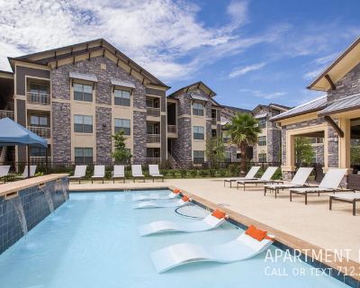 1 Bedroom 1BA 876 ft Apartment For Rent in Lake Jackson, TX